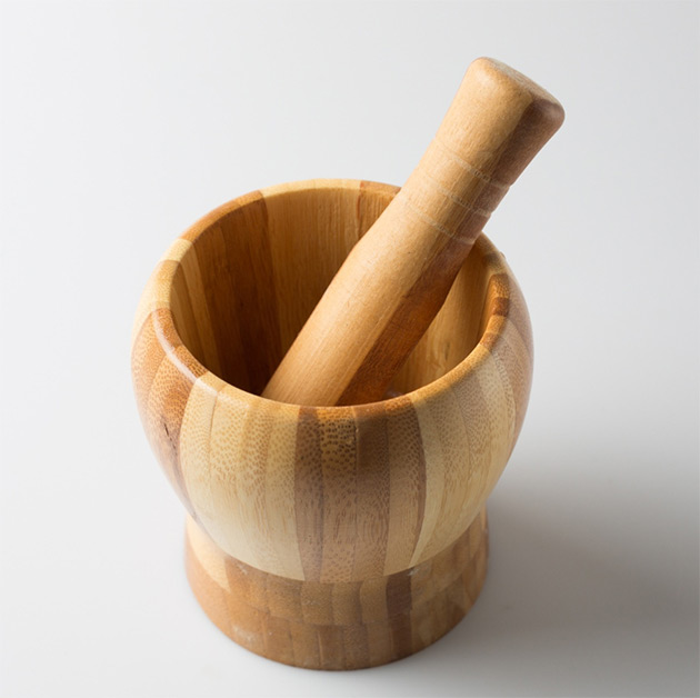 Minimal wooden decoration F